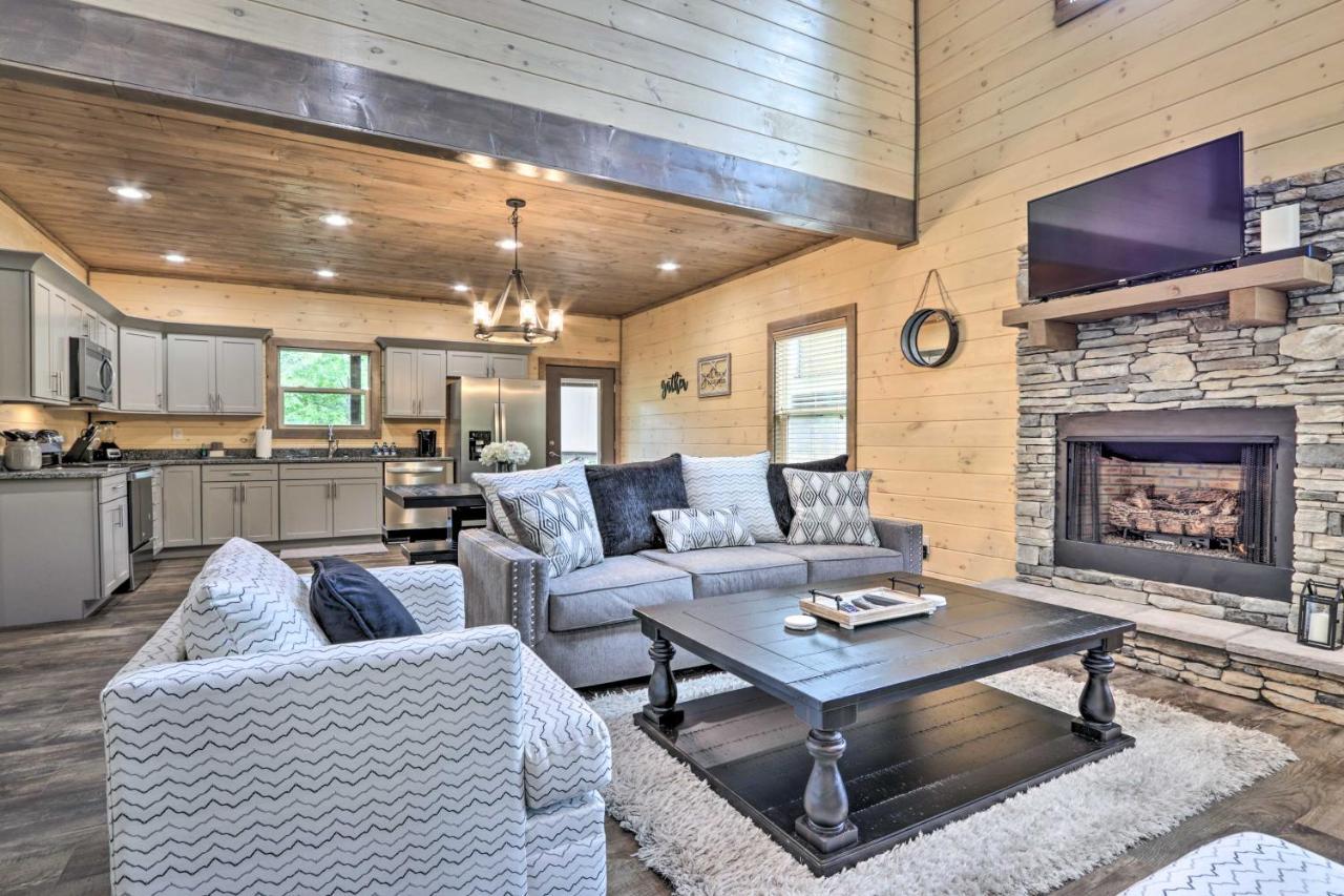 Villa Smoky Cove Retreat With Private Hot Tub And Deck! à Sevierville Extérieur photo