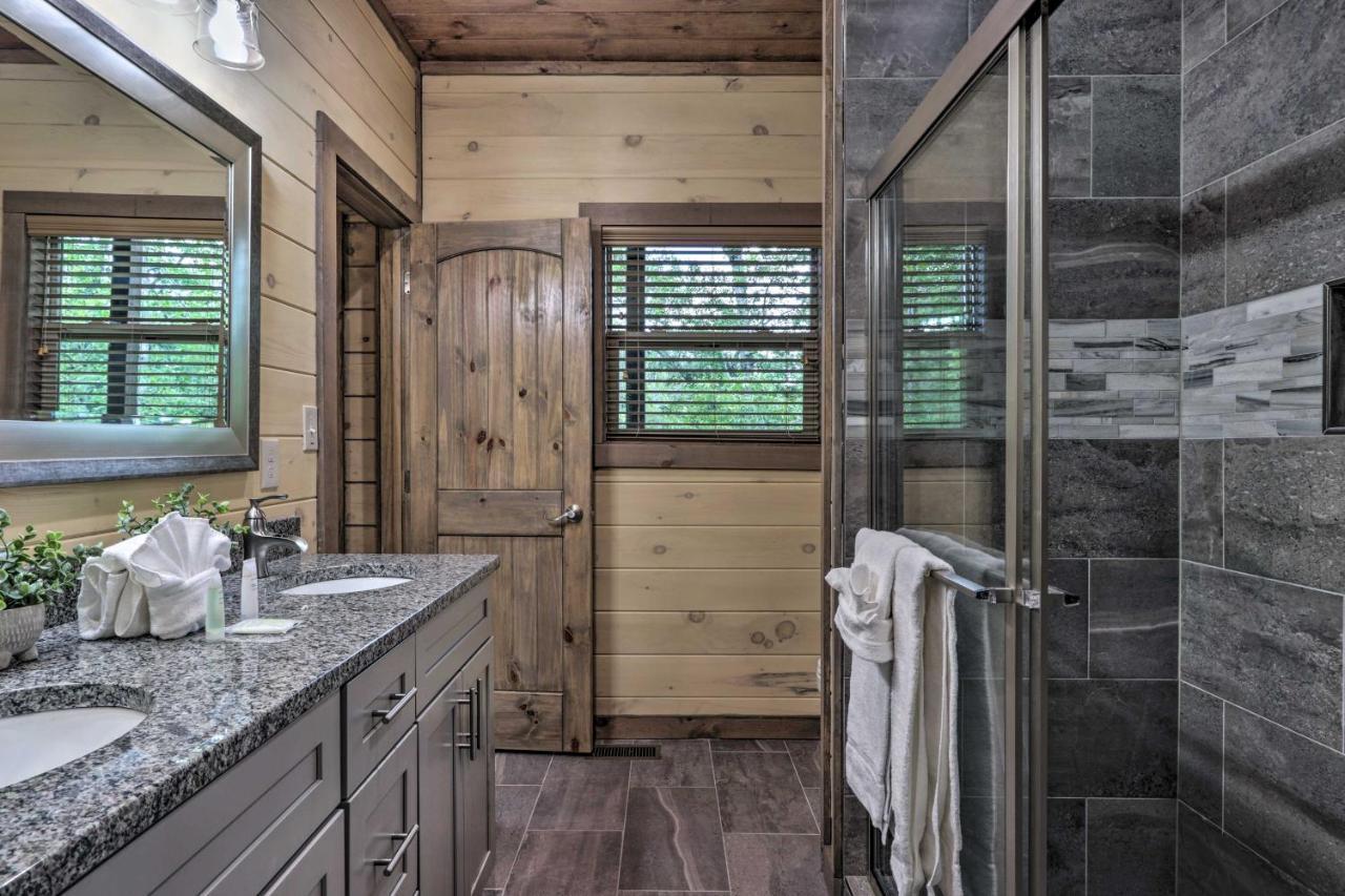 Villa Smoky Cove Retreat With Private Hot Tub And Deck! à Sevierville Extérieur photo